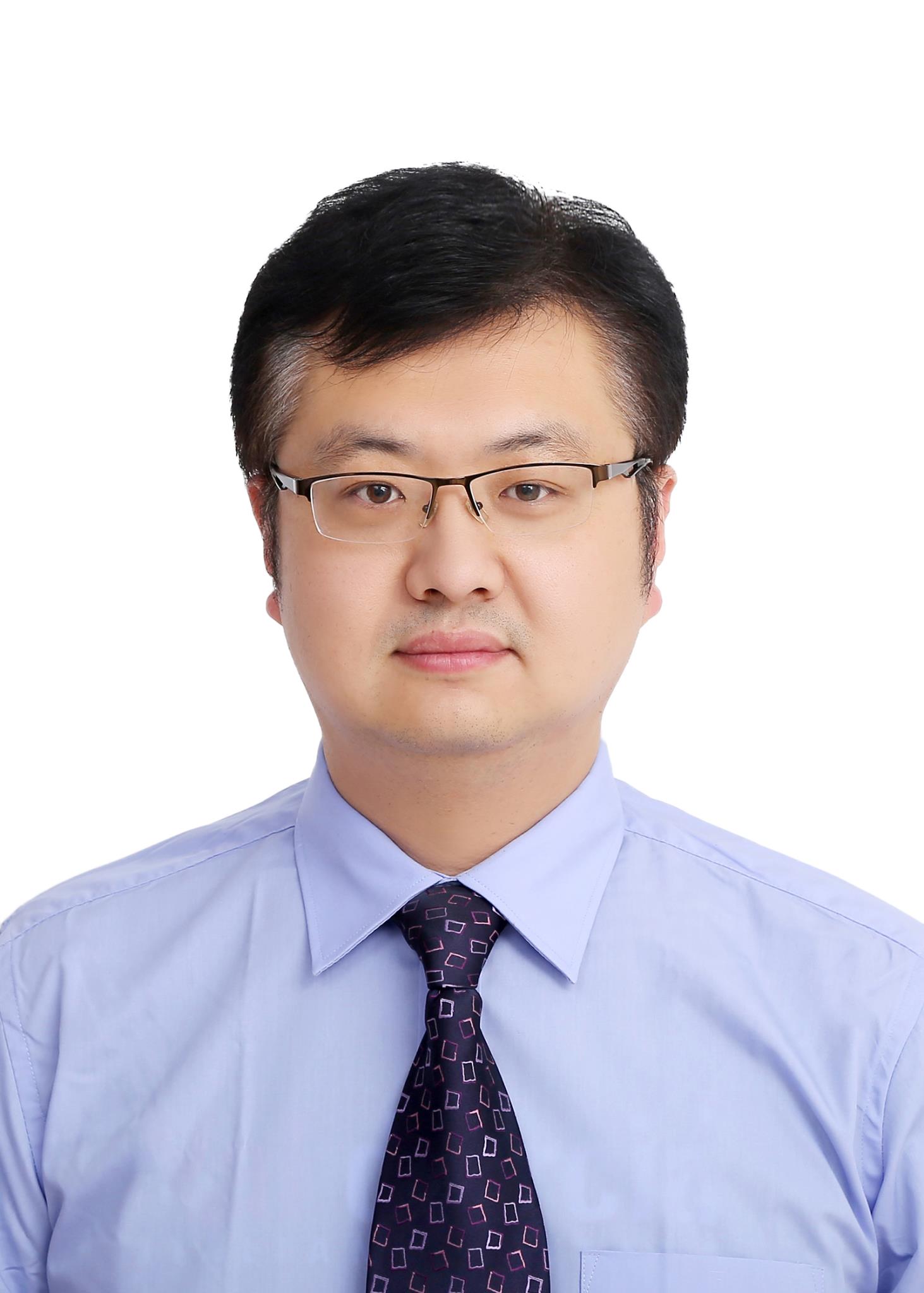 李大伟