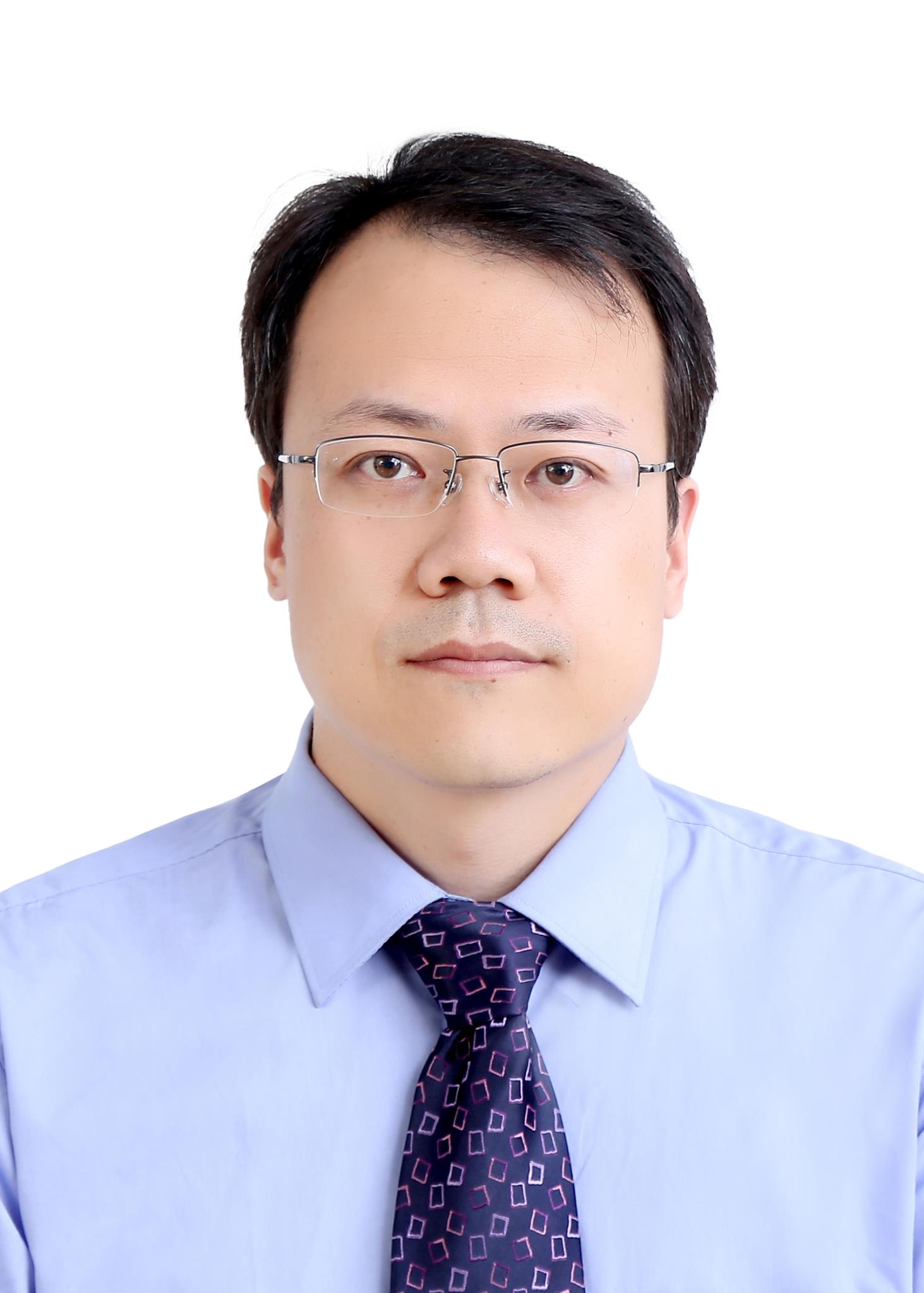杨小青