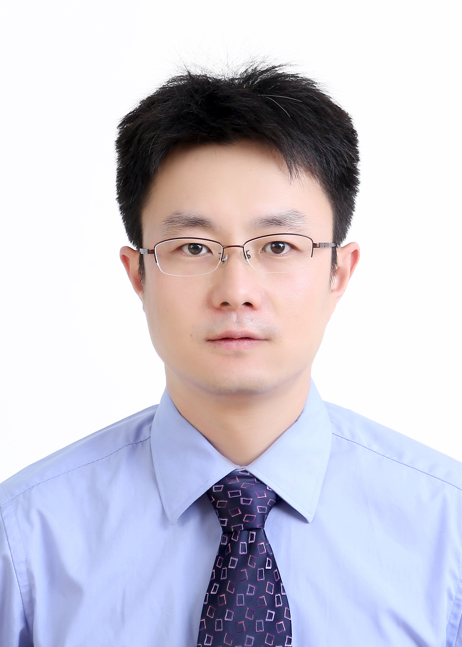 秦春新