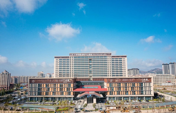 临港院区.jpg 临港院区.jpg